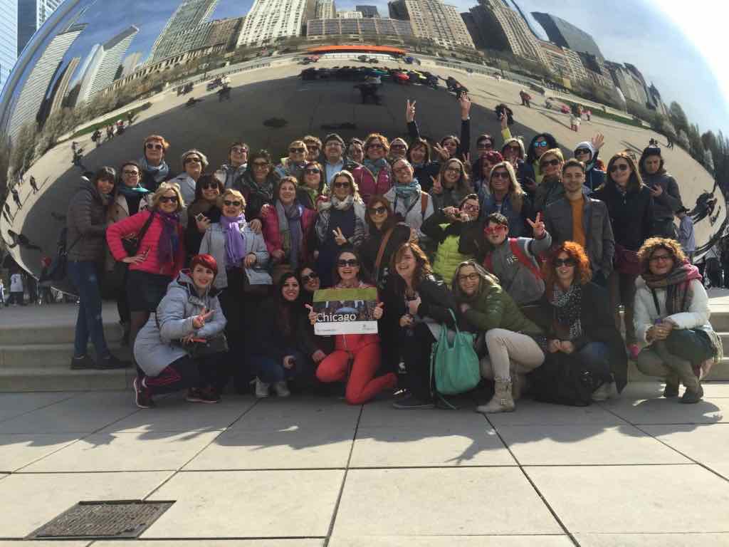 Il gruppo in trasferta a Chicago per un convegno di squadra
